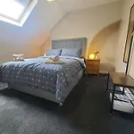 Roskeen Townhouse